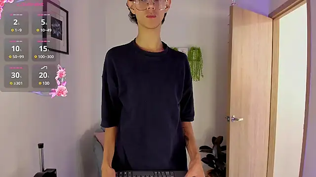 alahia sweet online show from 03/21/25, 07:46