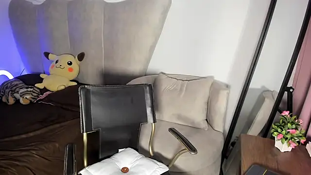 Snapshot of rachaeldeckard__ chatting on 01/06/25, 05:41 rachaeldeckard online show from 01/06/25, 05:41