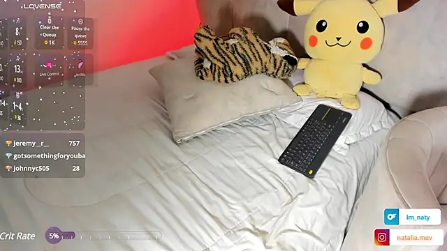 Snapshot of rachaeldeckard__ chatting on 02/19/25, 09:39 rachaeldeckard online show from 02/19/25, 09:39