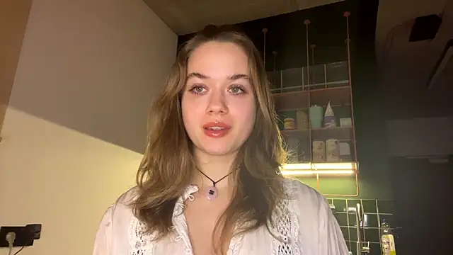 Snapshot of RoxyStar17 chatting on 01/20/25, 11:10 RoxyStar17 online show from 01/20/25, 11:10