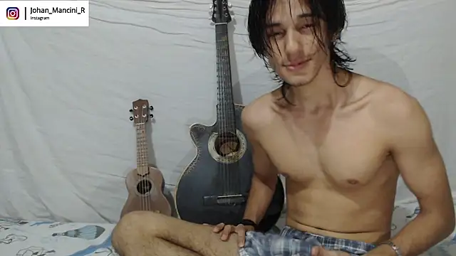 Snapshot of Johan_Mancini_R chatting on 11/14/25, 07:56 Johan Mancini R online show from 11/14/25, 07:56