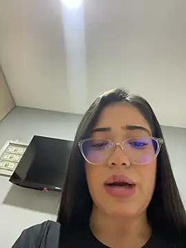 Snapshot of Liam_OH chatting on 03/17/26, 12:04 Liam OH online show from 03/17/26, 12:04