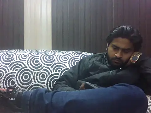 Snapshot of indihotguy chatting on 01/15/26, 01:59 indihotguy online show from 01/15/26, 01:59