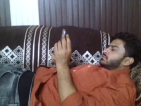 Snapshot of indihotguy chatting on 04/05/26, 10:56 indihotguy online show from 04/05/26, 10:56