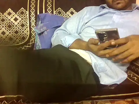 indihotguy online show from 05/11/26, 02:45