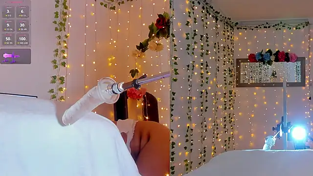 Maria Jones  online show from 01/21/25, 01:39