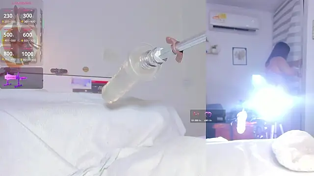 Maria Jones  online show from 10/10/25, 01:37