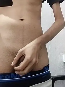 Snapshot of fakelove95 chatting on 03/06/25, 09:31 fakelove95 online show from 03/06/25, 09:31