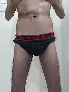 Snapshot of fakelove95 chatting on 11/04/25, 05:23 fakelove95 online show from 11/04/25, 05:23