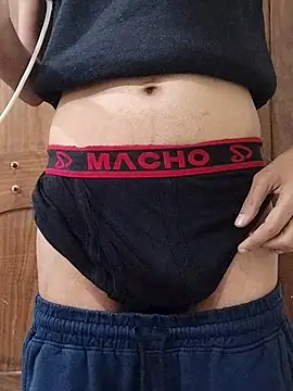 Snapshot of fakelove95 chatting on 11/06/25, 09:15 fakelove95 online show from 11/06/25, 09:15