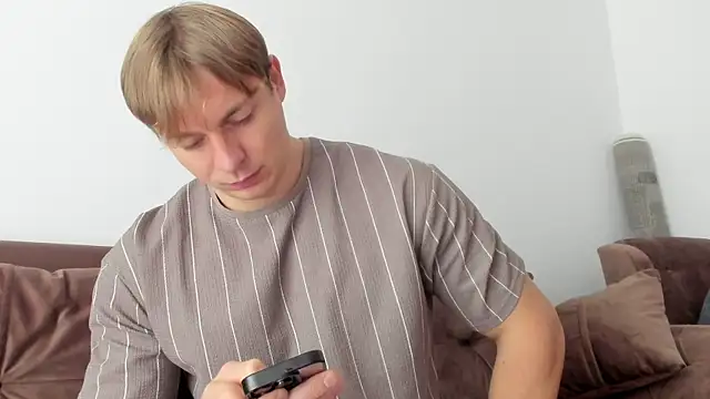 Snapshot of o_r_b_i_t chatting on 03/16/25, 10:22 o r b i t online show from 03/16/25, 10:22