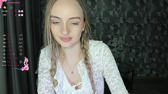 Snapshot of A_delina chatting on 03/14/26, 04:45 A delina online show from 03/14/26, 04:45