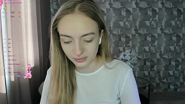 Snapshot of A_delina chatting on 03/29/26, 07:30 A delina online show from 03/29/26, 07:30