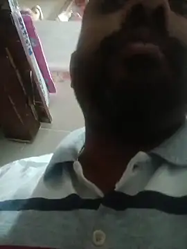 Snapshot of carria_homes chatting on 04/10/26, 05:34 carria homes online show from 04/10/26, 05:34