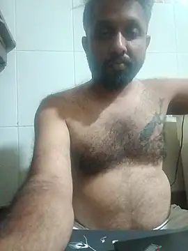 Snapshot of carria_homes chatting on 04/14/26, 06:58 carria homes online show from 04/14/26, 06:58