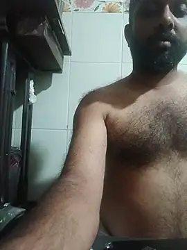 Snapshot of carria_homes chatting on 04/15/26, 06:59 carria homes online show from 04/15/26, 06:59