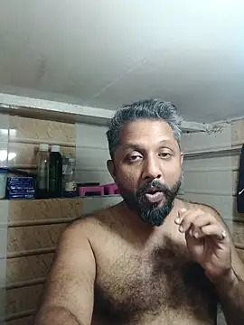 Snapshot of carria_homes chatting on 04/18/26, 07:29 carria homes online show from 04/18/26, 07:29