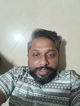 Snapshot of carria_homes chatting on 06/17/26, 12:50 carria homes online show from 06/17/26, 12:50