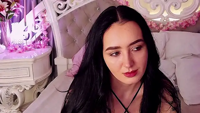 KimKhallifa online show from 02/18/26, 05:25