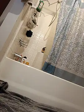 618fuckupp online show from 12/16/25, 04:23