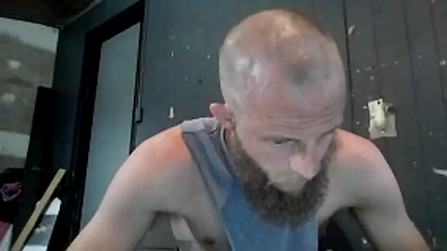 Snapshot of 618fuckupp chatting on 04/16/26, 01:34 618fuckupp online show from 04/16/26, 01:34