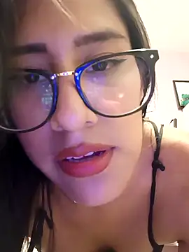 Snapshot of gabrielaycarlos chatting on 12/28/24, 02:54 gabrielaycarlos online show from 12/28/24, 02:54