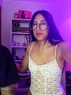 Snapshot of gabrielaycarlos chatting on 01/25/25, 11:32 gabrielaycarlos online show from 01/25/25, 11:32