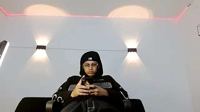 Br4ndxpimm online show from 10/25/25, 07:52