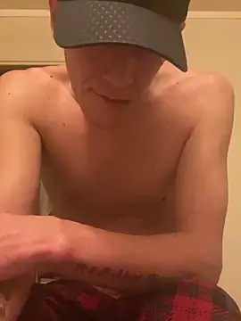 Snapshot of 87Mac87 chatting on 12/26/24, 08:39 87Mac87 online show from 12/26/24, 08:39