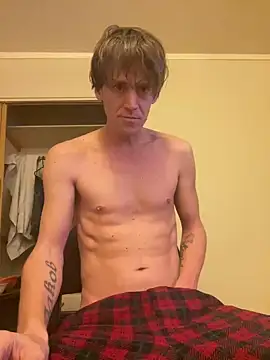 Snapshot of 87Mac87 chatting on 12/27/24, 06:14 87Mac87 online show from 12/27/24, 06:14