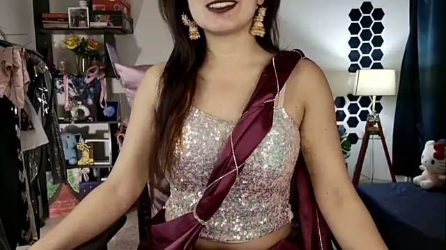 Snapshot of roseofvenom chatting on 04/14/26, 06:03 roseofvenom online show from 04/14/26, 06:03