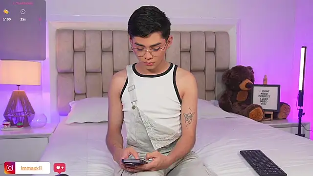 Maxi little online show from 01/05/26, 10:24