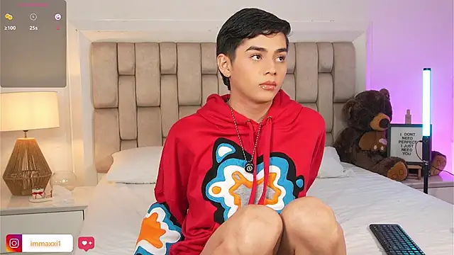 Maxi little online show from 01/15/26, 09:29