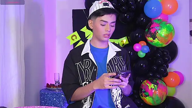 Maxi little online show from 03/01/26, 08:00