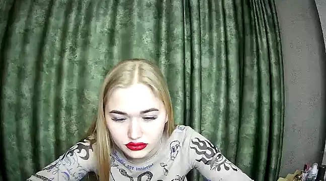 Snapshot of dorisss24 chatting on 12/27/24, 05:37 dorisss24 online show from 12/27/24, 05:37