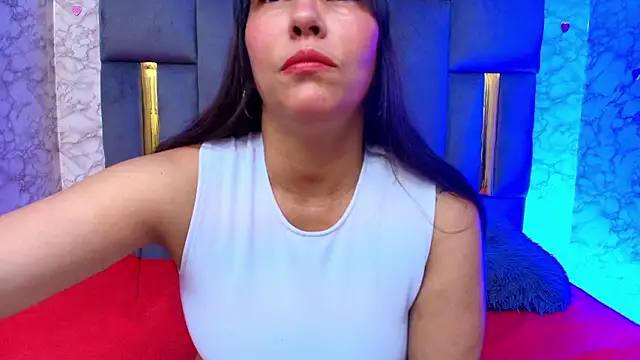 Snapshot of Lorena_watson chatting on 03/07/26, 04:31 Lorena watson online show from 03/07/26, 04:31