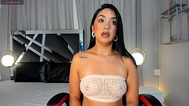 MAGIC AURORAA online show from 01/11/25, 11:23