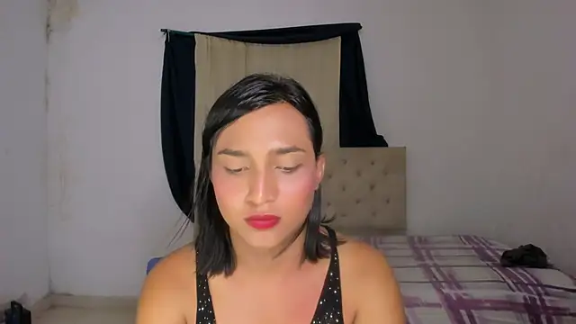 Miss noah18 online show from 01/02/25, 03:48