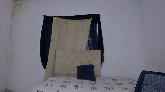 Miss noah18 online show from 02/04/25, 08:06