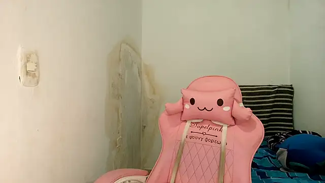 Miss noah18 online show from 02/26/26, 09:58