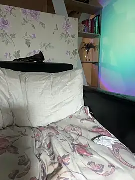 Ninabrunette18 online show from 02/23/26, 07:50