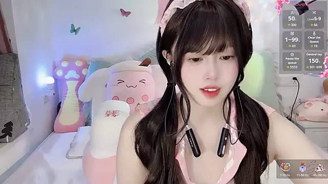 Alien1227 online show from 10/20/25, 01:44