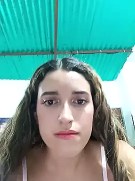 Snapshot of faby_Hot chatting on 01/07/25, 03:03 faby Hot online show from 01/07/25, 03:03