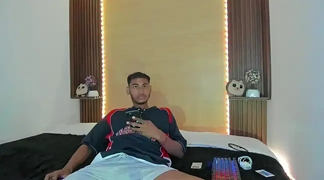 Snapshot of Evans777_ chatting on 01/08/25, 05:05 Evans777 online show from 01/08/25, 05:05