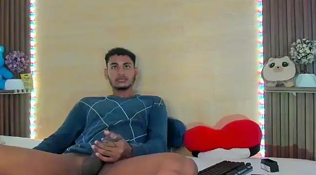 Snapshot of Evans777_ chatting on 01/11/25, 08:10 Evans777 online show from 01/11/25, 08:10