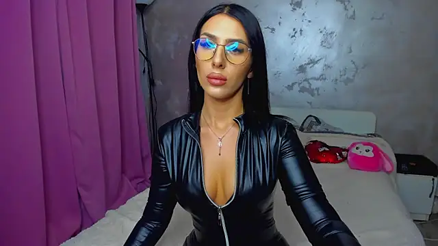 LexyBrianna online show from 10/30/25, 08:20