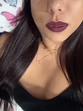 Snapshot of IndiaPaulista chatting on 04/19/26, 03:39 IndiaPaulista online show from 04/19/26, 03:39