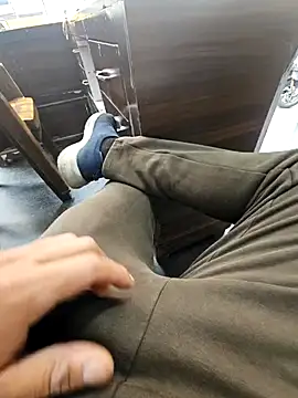 pyasevickybabu563 online show from 01/11/25, 04:48