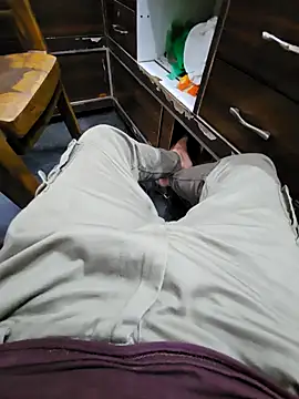 pyasevickybabu563 online show from 10/03/25, 12:35