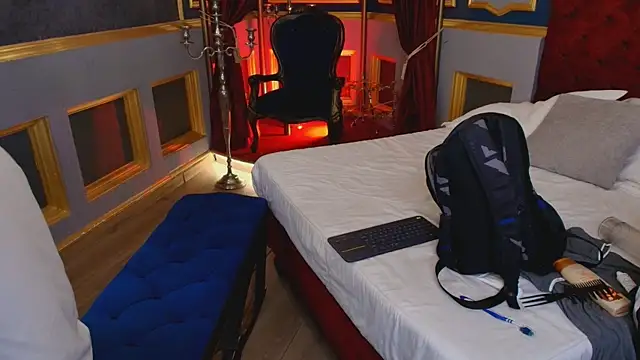 MarcoVitto online show from 12/15/25, 11:36